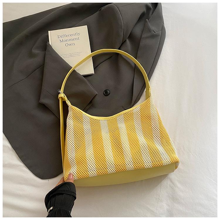 

Large capacity underarm tote bag 2025 summer new striped woven women s fashion versatile hollow shoulder messenger bag жёлтый