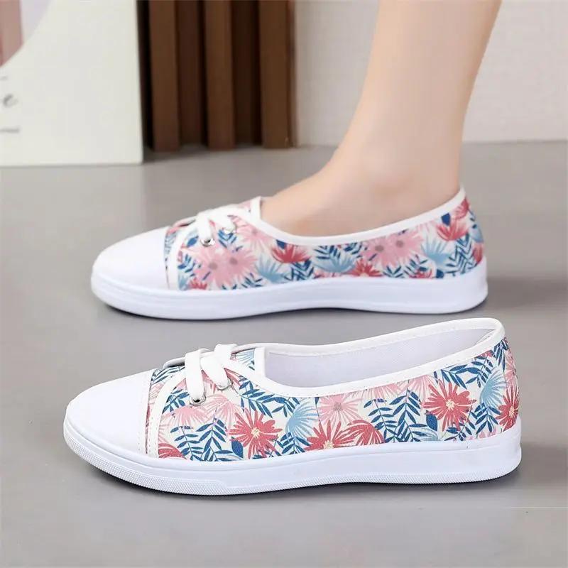 Fashion New Arrival 2025 In Flat Slip On Shoes for Women Offers 39 Deals High Quality Designer Luxury Walking Trends Woman Footwear Sale