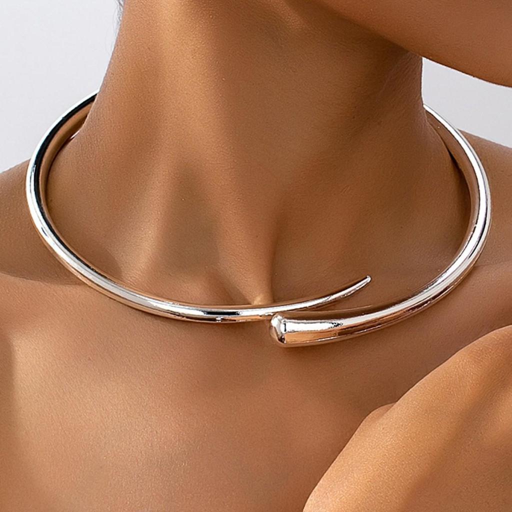 European-American Geometric Metal Glossy Spring Choker Bracelet - Women's Punk Minimalist Necklace