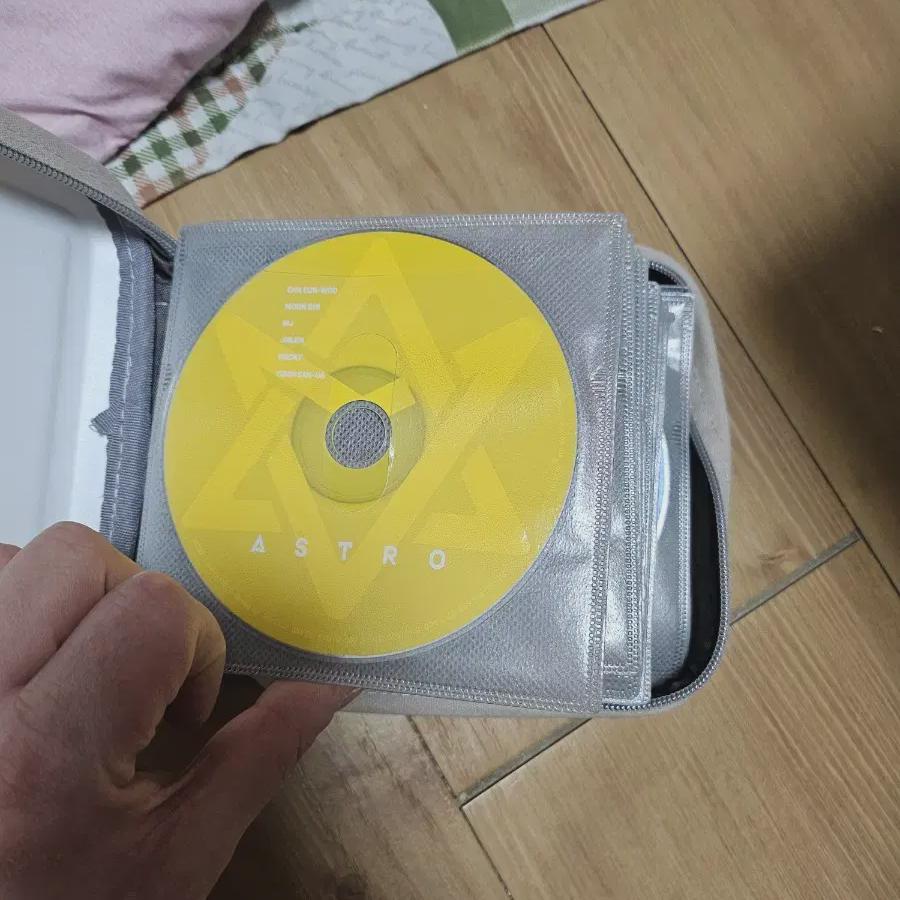 

Astro Cd Album Collection