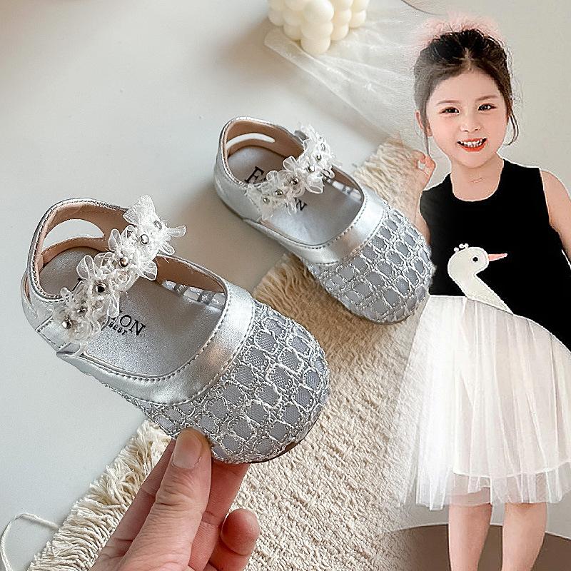 Children's Hollow Woven Sandals2026Spring and summer cute lace flower princess sandals for toddlers, beach shoes