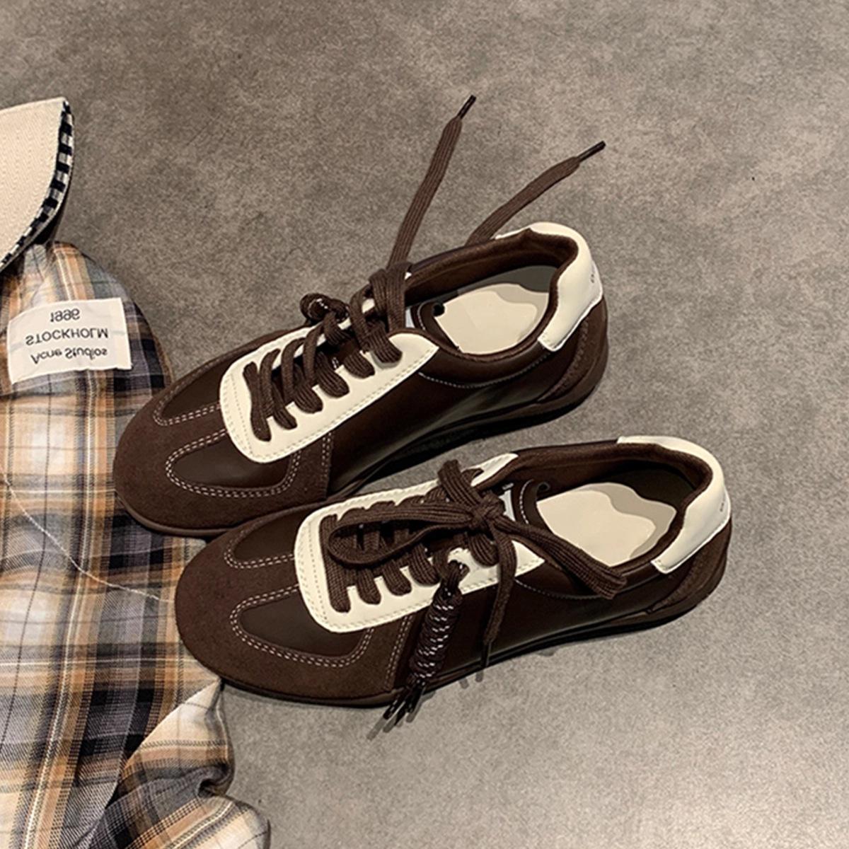 

Кожаная версия немецких тренировочных туфель женские 2025 новые на шнуровке повседневные спортивные толстая подошва внутренняя высота увеличение ретро Форрест Гамп белые туфли 40 темно-коричневого