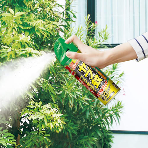 Fumakilla Double Jet Pro Spray for Aedes Mosquitoes, 480ml X 2 (Bulk Purchase) - Effective Against Ticks and Mosquito Larvae