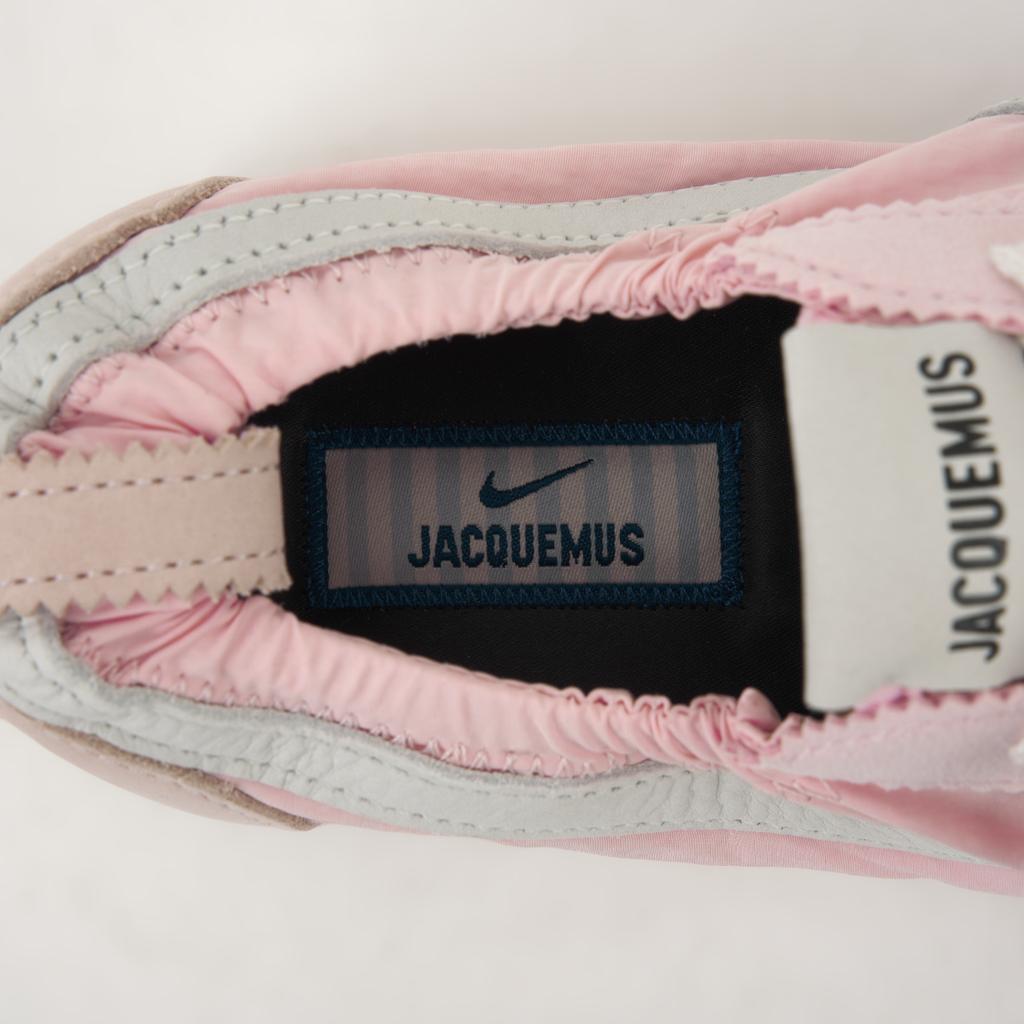 Jacquemus X  Nike Moon Shoe SP Aluminum Pink Women Sneakers Sail-University-Red HV8547-601