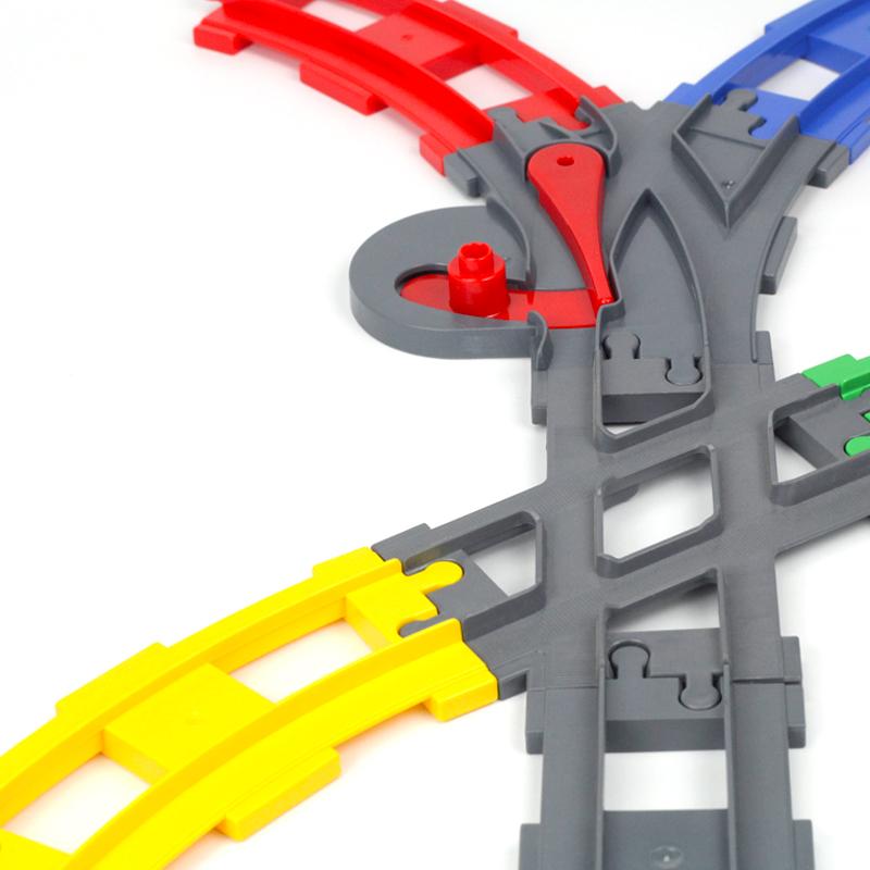 Non-Toxic Big Size Building Blocks Compatible Train Sets Diy Railway Track Assemble Interactive Educational Bricks Toys For Children Gift
