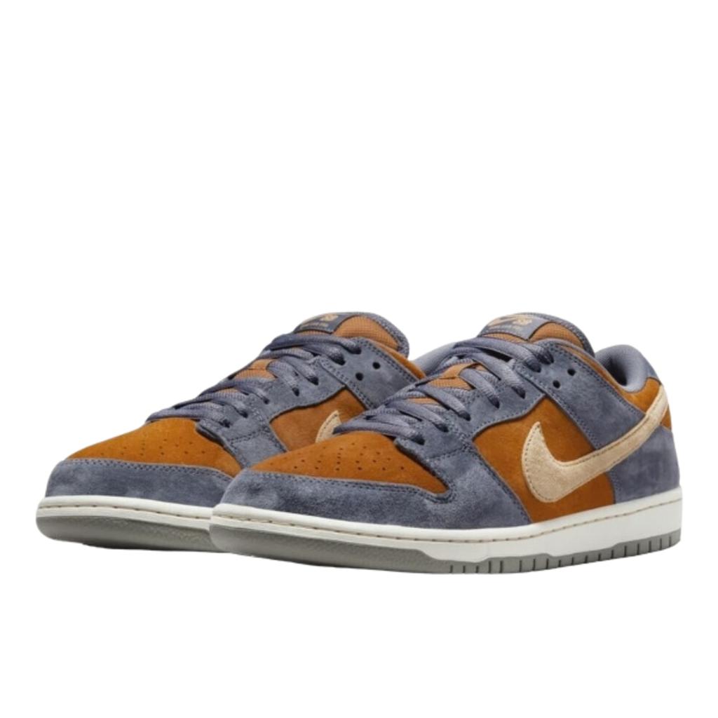 Nike SB Dunk Low Light Carbon Monarch
