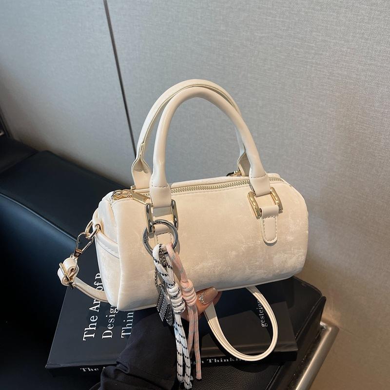 Handbag Women's New Fashion Versatile Shoulder Bag Crossbody Commuter Bag