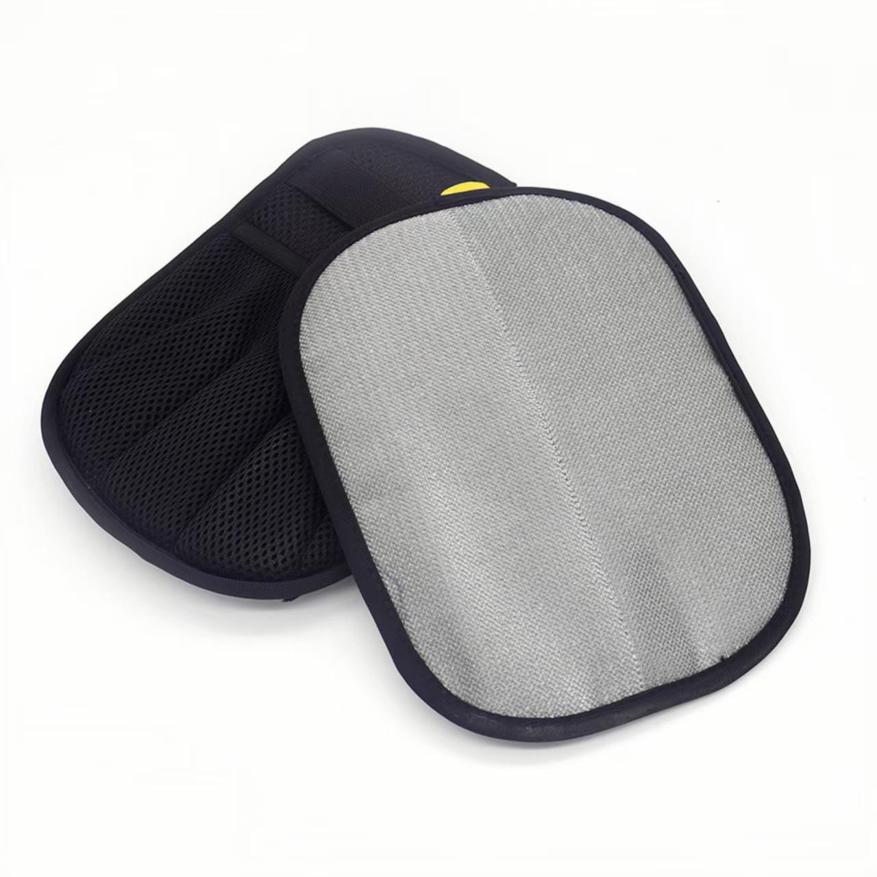 

Pet Hair Removal Glove - Two-Way Bristle Cleaning Tool Small 20*15