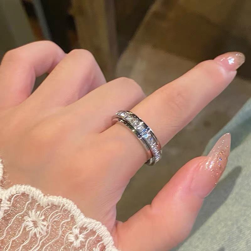 Star Cluster Ring Can Rotate Luxury Minimalist Sparkling Cool Style Full Diamond Titanium Steel Matching Ring Pair