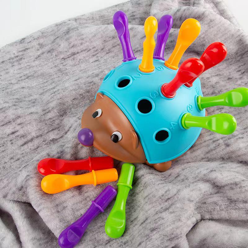 Montessori Hedgehog Puzzle: Educational Toy for Fine Motor Skills & Color Recognition (Ages 0-3)