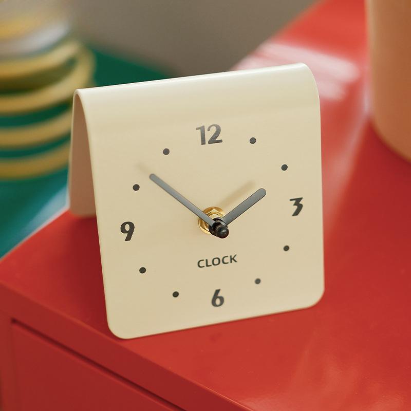 Cream Tabletop Living Room Home Clock Modern Desk Clock Mute Student Bedside Table Clock Oranment Decoration Gifts