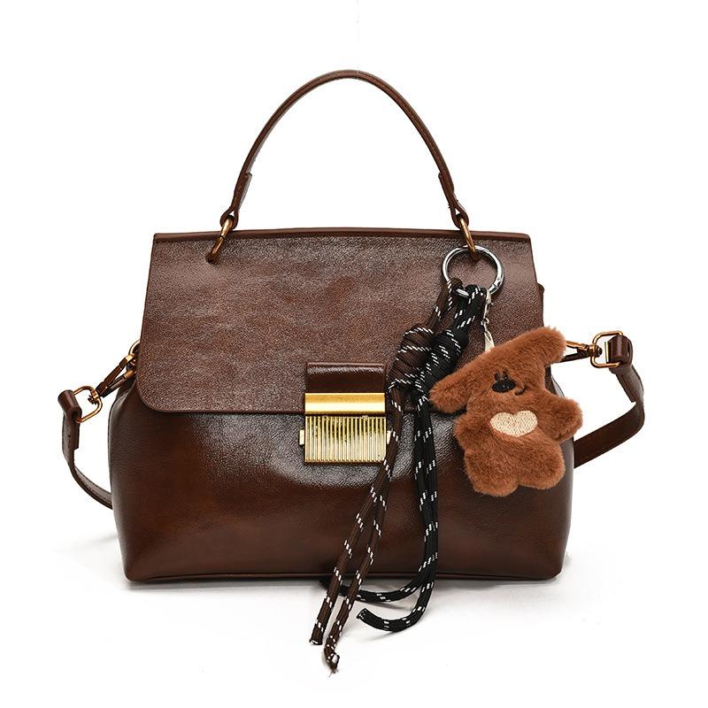 High-end fashion handbag women's new niche versatile shoulder messenger bag commuter bag