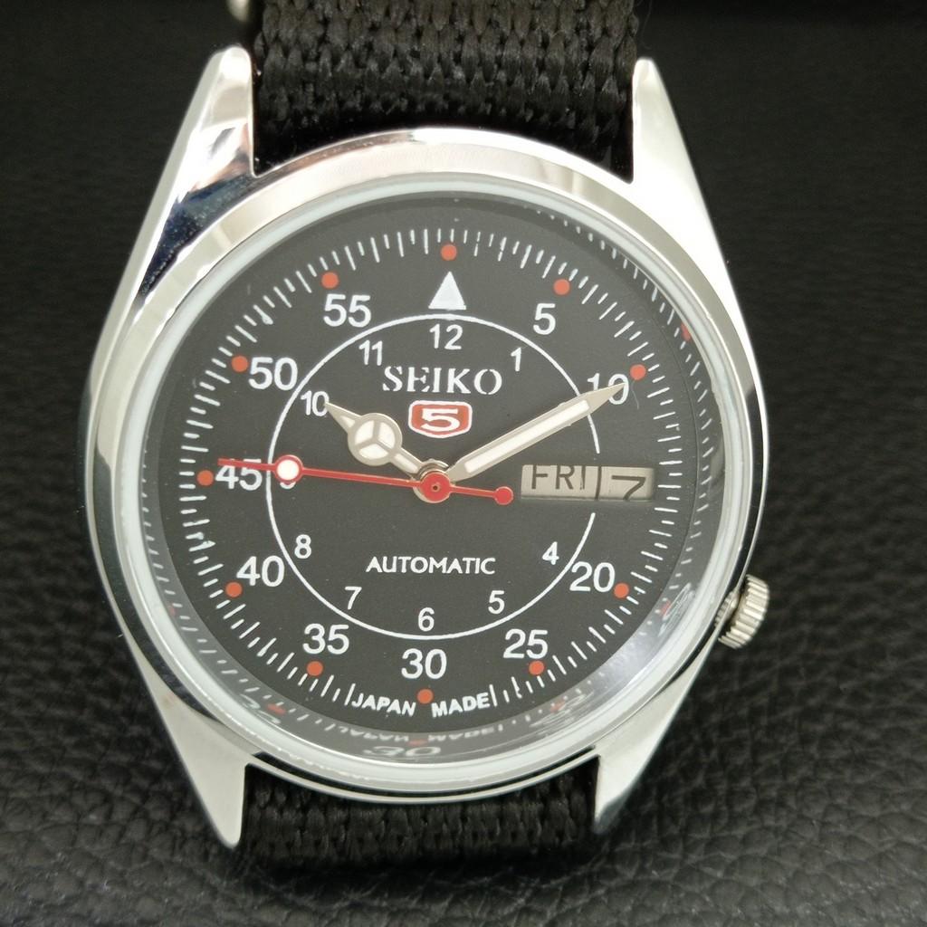 SEIKO 5 AUTOMATIC VINTAGE REFURBISHED JAPAN MENS BLACK DIAL WATCH a445839-1