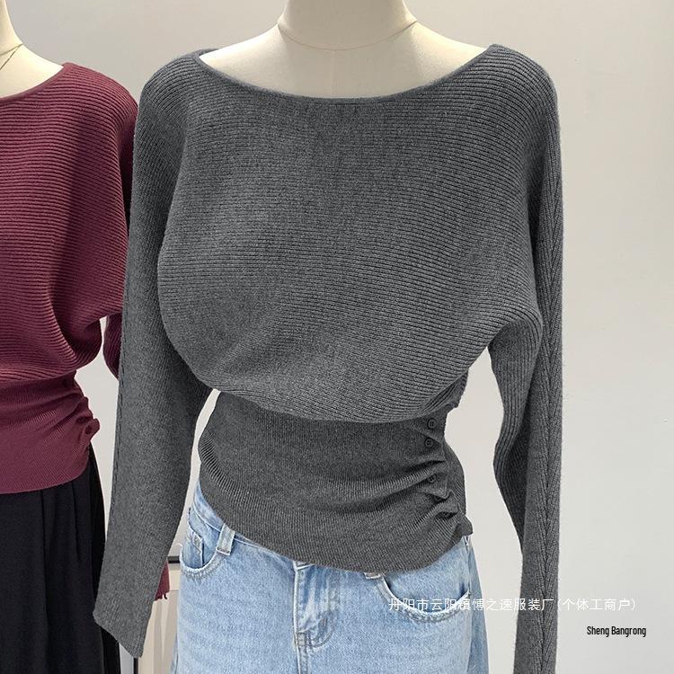 One-Shoulder Knit Base Shirt: Women's Korean Style Autumn/Winter Fashionable Versatile Off-Shoulder Sweater.