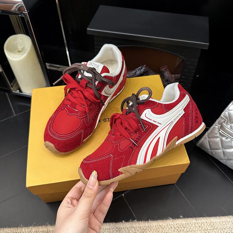 [Fanfna] Dexun Shoes Women's 2025 Autumn New Fashion Versatile Popular Thick-soled Height-increasing Sneakers Forrest Gump Shoes
