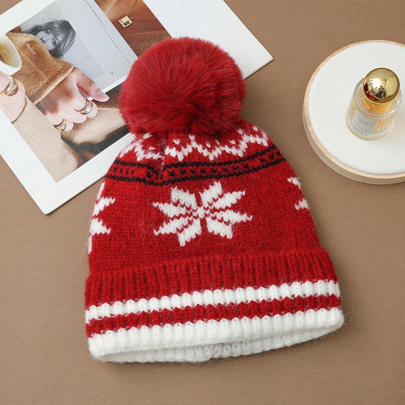 

Autumn and Winter Christmas Wool Ball Snowflake Warm Hat Versatile Big Head Circumference Knitted Wool Hat Sweet and Cute Cold Proof Pullover Hat One Size