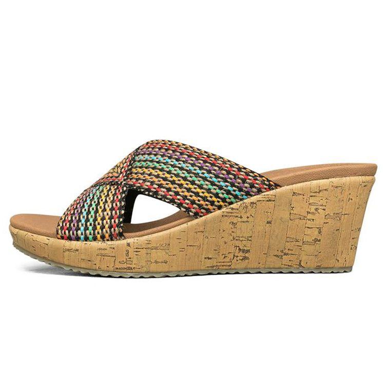 Skechers Cali Beverlee Повседневные сандалии-шлепанцы на танкетке Резиновая подошва Устойчивые к запахам Женские сандалии Коричневые 38554-MLT 36
