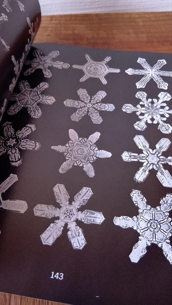 [USED] SNOW CRYSTALS Foreign Books