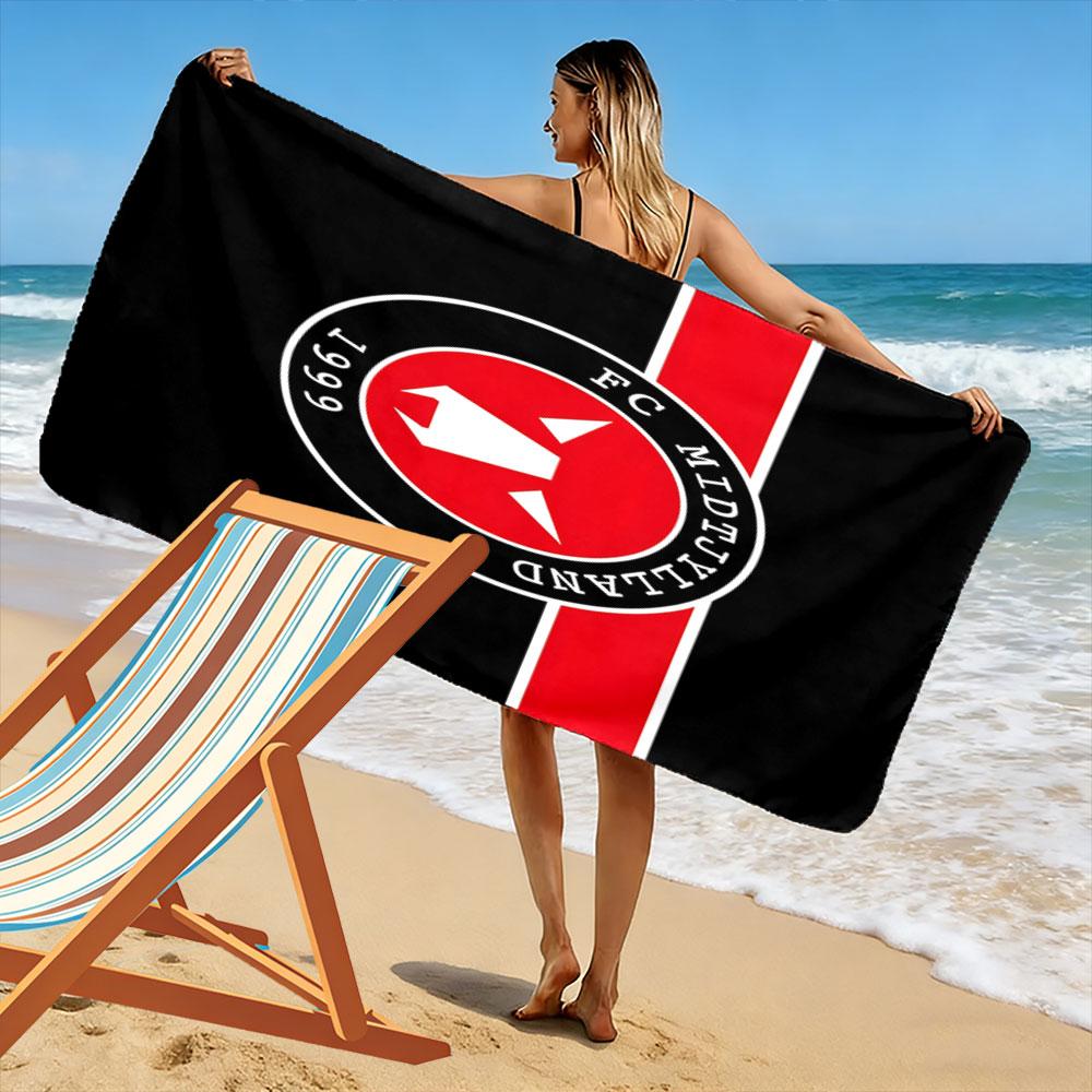 Fierce red wolf emblem Print beach towel, quick drying, suitable for travel, outdoor sports, jogging, the beach and swimming, gift
