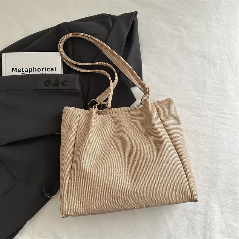 

Универсальная большая сумка женская 2025 новая иностранная модная холщовая сумка через плечо высококачественная сумка большой вместимости хаки