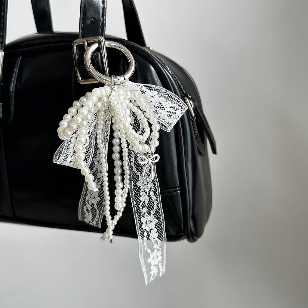 Imitation Pearls Bowknot Keychain Butterfly Knot Pendant for Women Handbags and Backpacks Colorful Key Chain Ornament