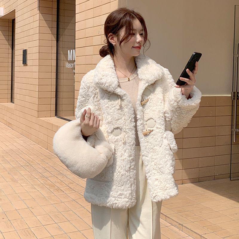 Winter Women's Korean Style Horn Button Imitation Rabbit Fur Coat, Loose Lambswool Fashion