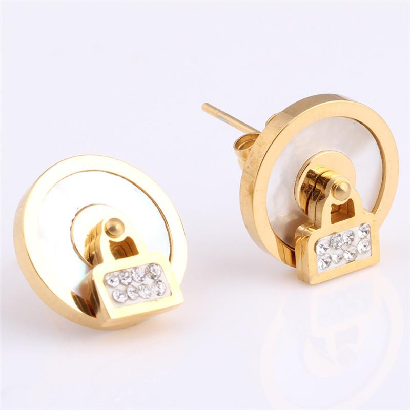 

Серьги Crystal from Austrian Simple из титановой стали с цирконием. Подходит для женщин и женщин.