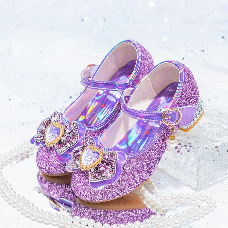 Buty księżniczki fioletowe Kuromi buty do występów dla dziewczynek małe dziewczynki buty na jeden sezon wiosna i jesień wysokie obcasy wybieg miękka podeszwa skórzane dla dzieci