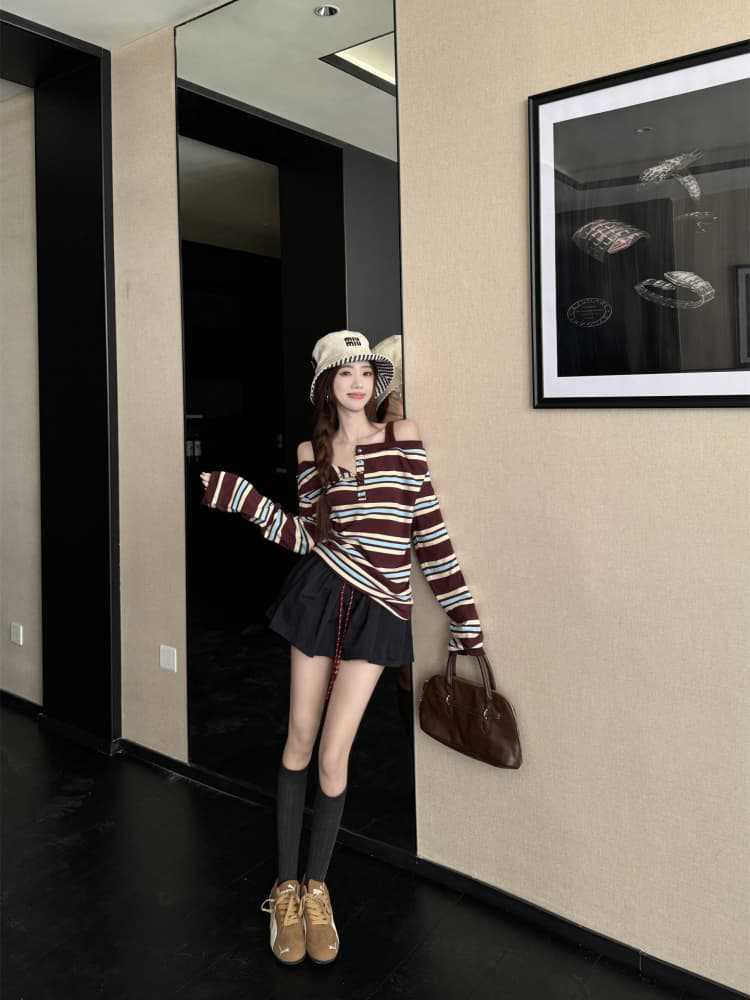 Korean Style One-Shoulder Contrast Stripe Patchwork Long-Sleeve T-Shirt with Spaghetti Straps for Women - Spring/Autumn Chic Top