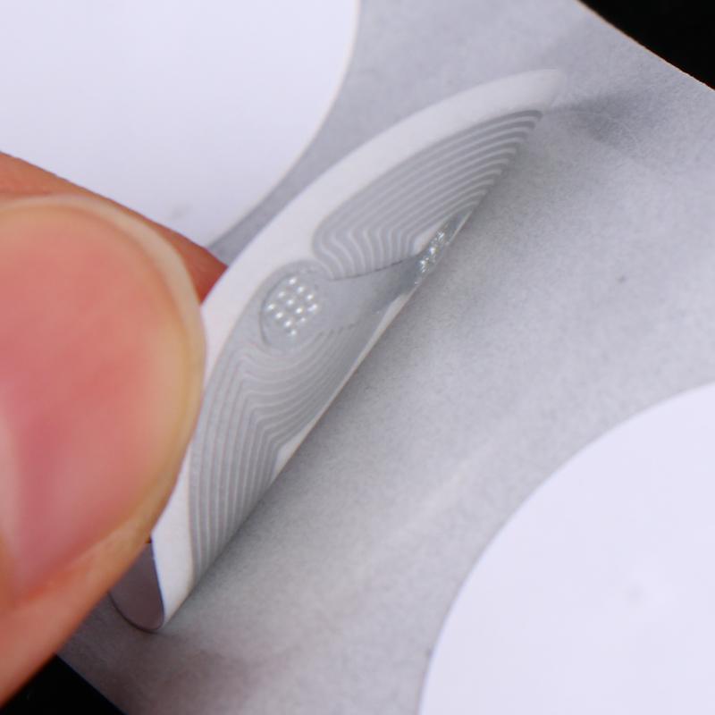 10 sztuk Naklejki Tagów RFID Ntag215 Tag NFC 13,56 MHz Iso14443A Naklejka Dostępny Telefon Klejąca Etykieta RFID