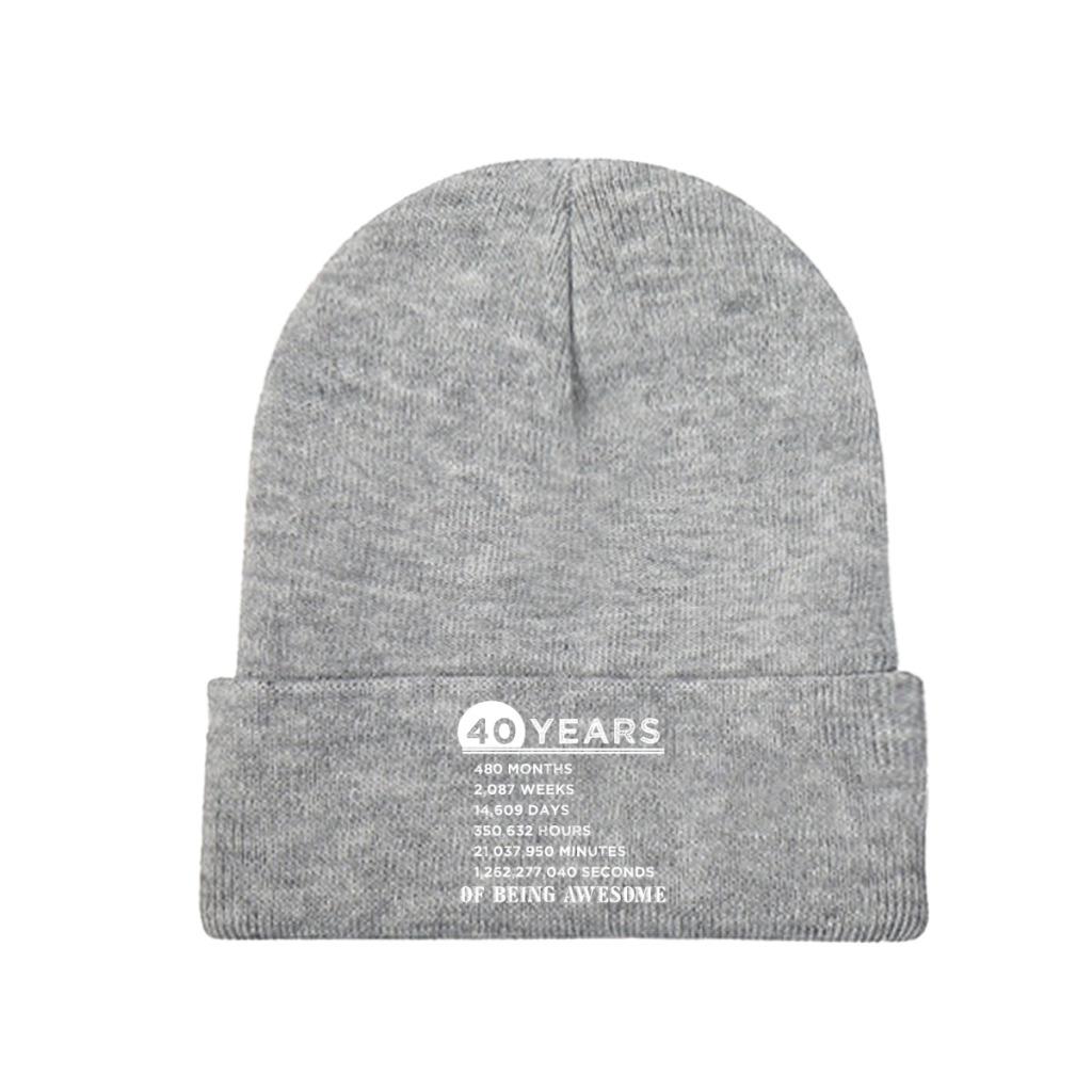 40 Years Old of Being Awesome Knitted Caps Women's Unisex's Skullies Beanies Winter Hats Polyester 40th Birthday Gifts Hip Hop Caps