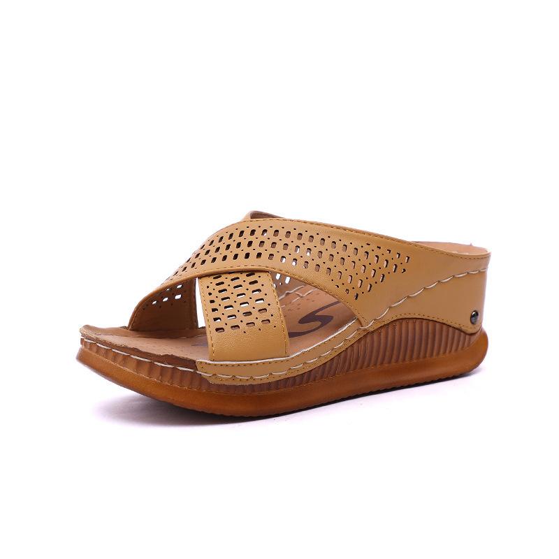 Foreign trade slippers spring and summer new thick-soled wedge heels middle-aged and elderly cool slippers women's hollowed-out large-size Roman wome