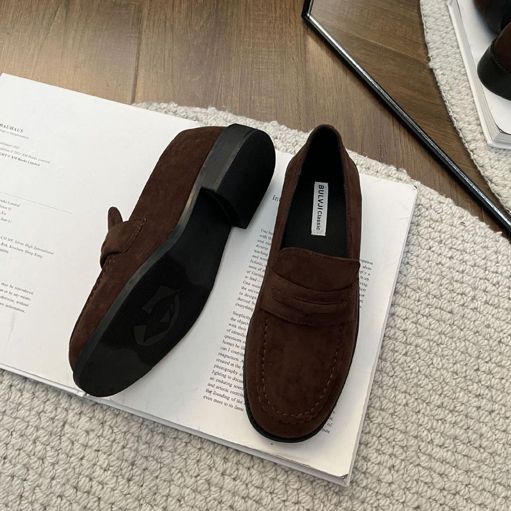 2025 autumn new fashion round head suede thick heel soft leather foot cover versatile soft leather women's small leather shoes