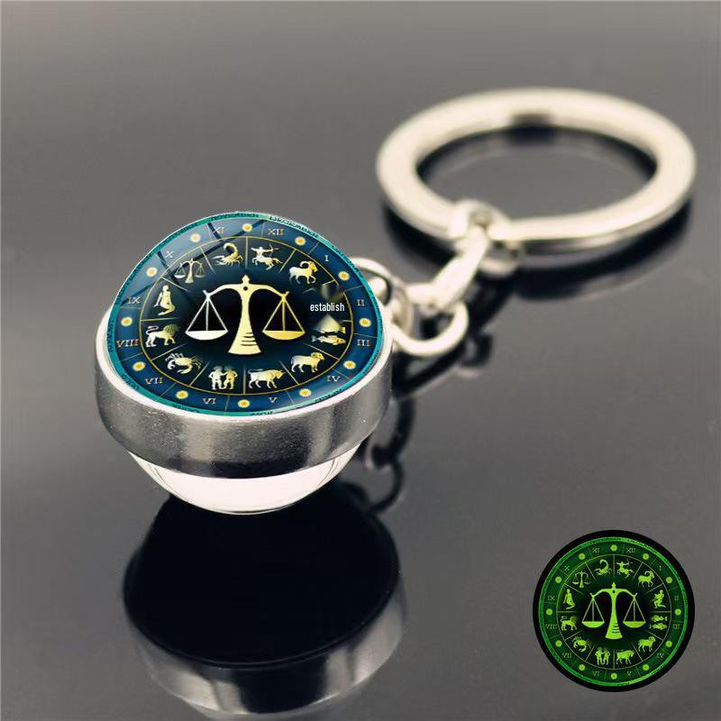Luminous Zodiac Keychain: Dvanáct souhvězdí s přívěsky ve znamení Býka a Vodnáře