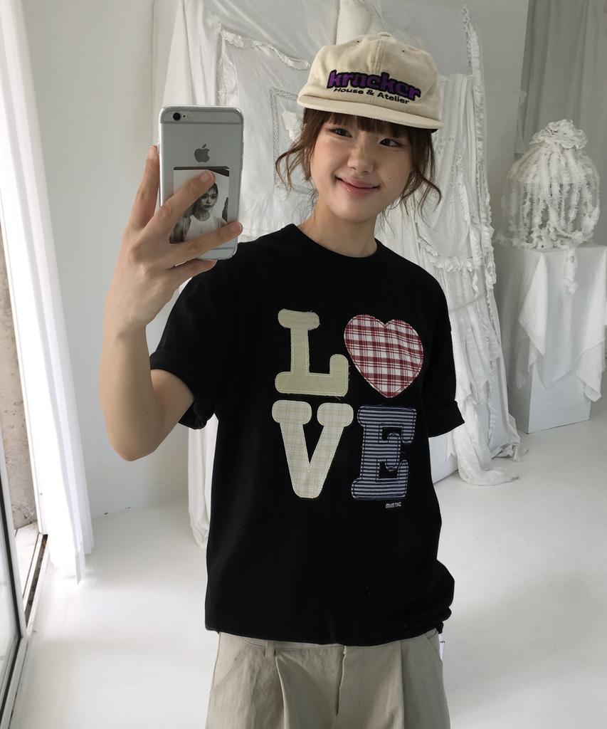Mimdeowodeulobeu Hello World Patchwork Love T-Shirt_Black