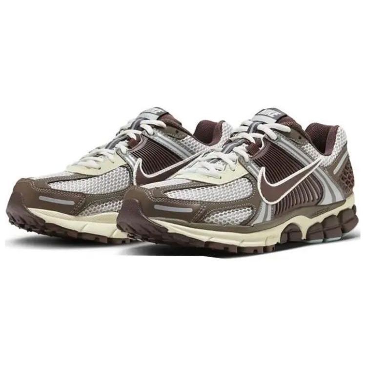 Nike Zoom Vomero 5 Earth Fossil Scarpe da Ginnastica da Donna Marrone Light-Iron-Ore FD9920-022