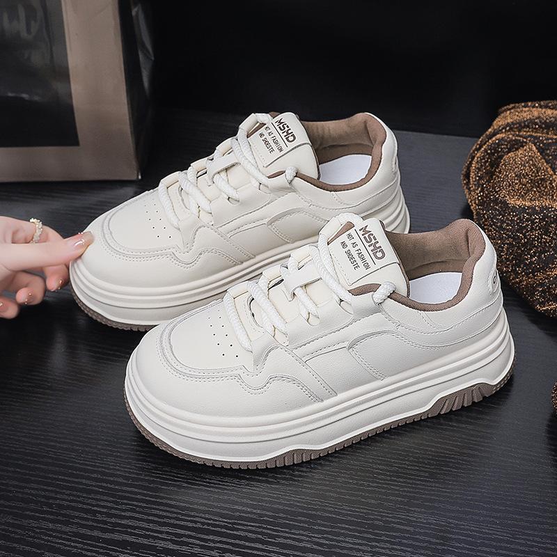 

Весенние маленькие белые туфли новые женские студенческие туфли на платформе, увеличивающие рост, спортивные кеды, повседневные 40 бежевый