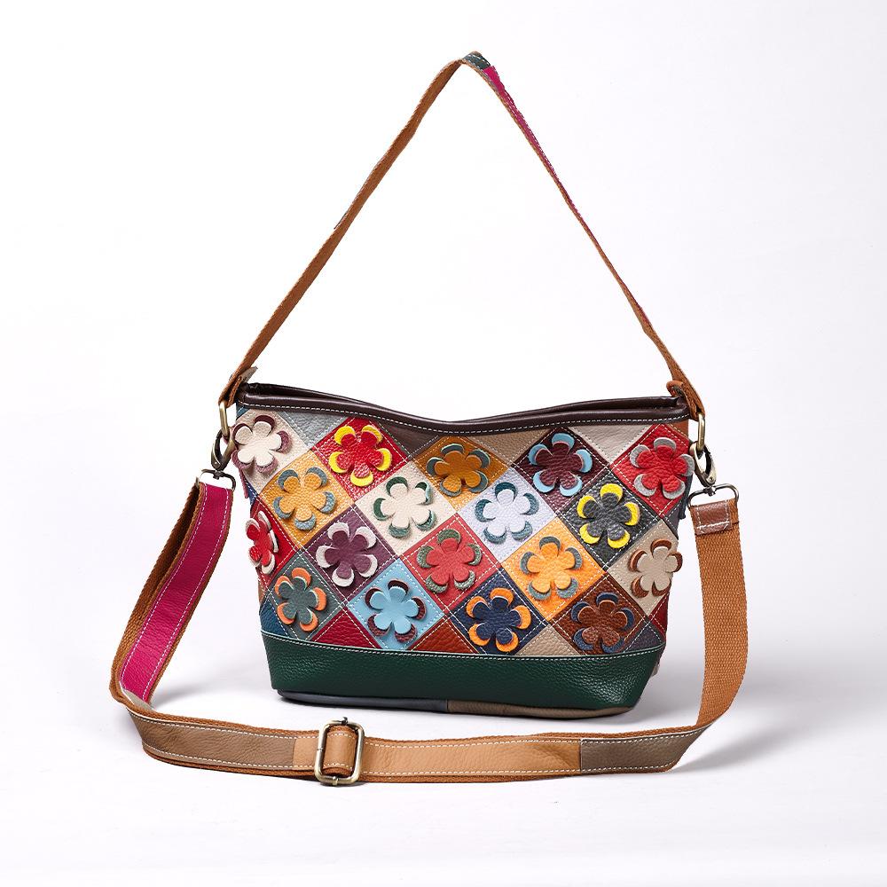 Women's Handbag, A Hand-held Crossbody Bag with A Diamond-patterned Flower Design