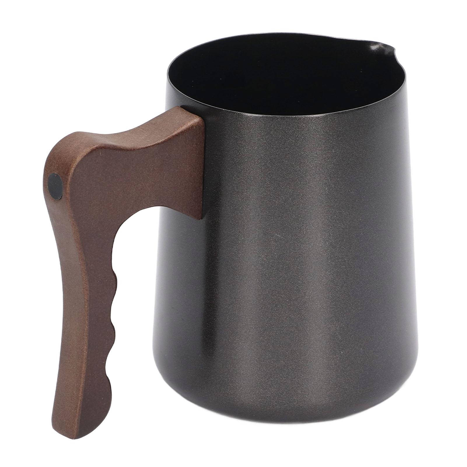 

600ml Coffee Pitcher Stainless Steel Beech Handle Eagle Mouth Type Outlet Coffee Frothing Cup Brown Handle L
