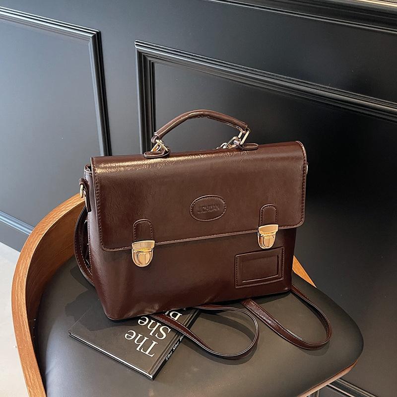 Retro Style Backpack Women's New Class Commuter Portable Shoulder Bag Backpack Advanced Sense Versatile Small Schoolbag