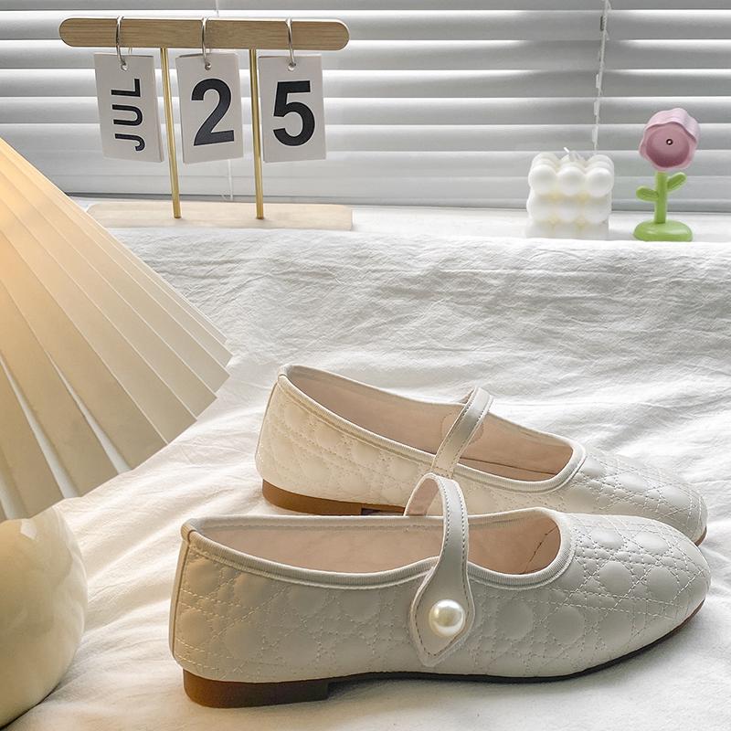 Fashion Pearl Strap Flat Shoes Autumn New Round Toe Shallow Mouth Soft Sole Non-slip Low-top Single Shoes