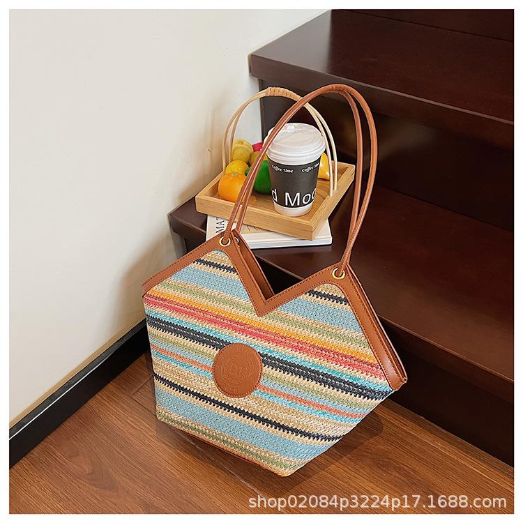 2025 New Rainbow Straw Woven Heart Texture Casual Fashion Large Capacity Vegetable Basket Handbag Tote Bag