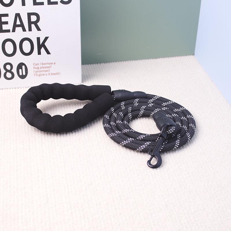 Reflective Nylon Dog Leash - Medium & Large Breeds