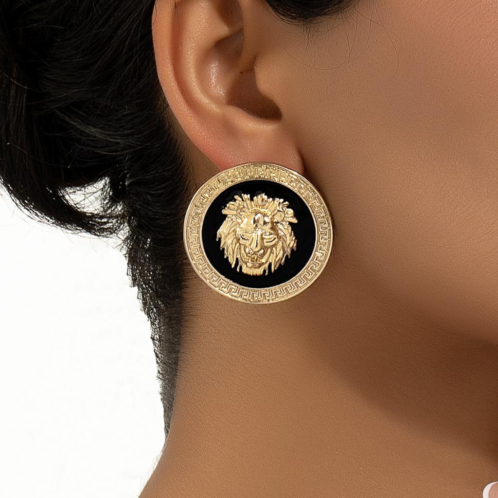 Stylish Geometric Stud Earrings, Sophisticated And Understated Luxury Earrings