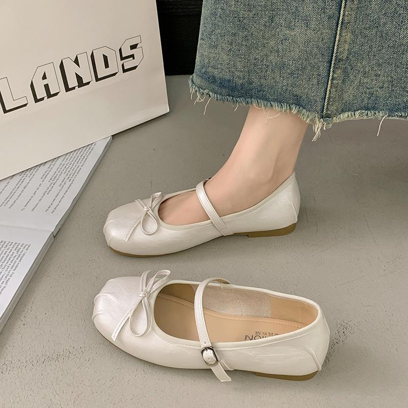 Ballet Style Flats Women's Summer 2025 New French Silver One-word Buckle Mary Jane Shoes with Skirt Single Shoes