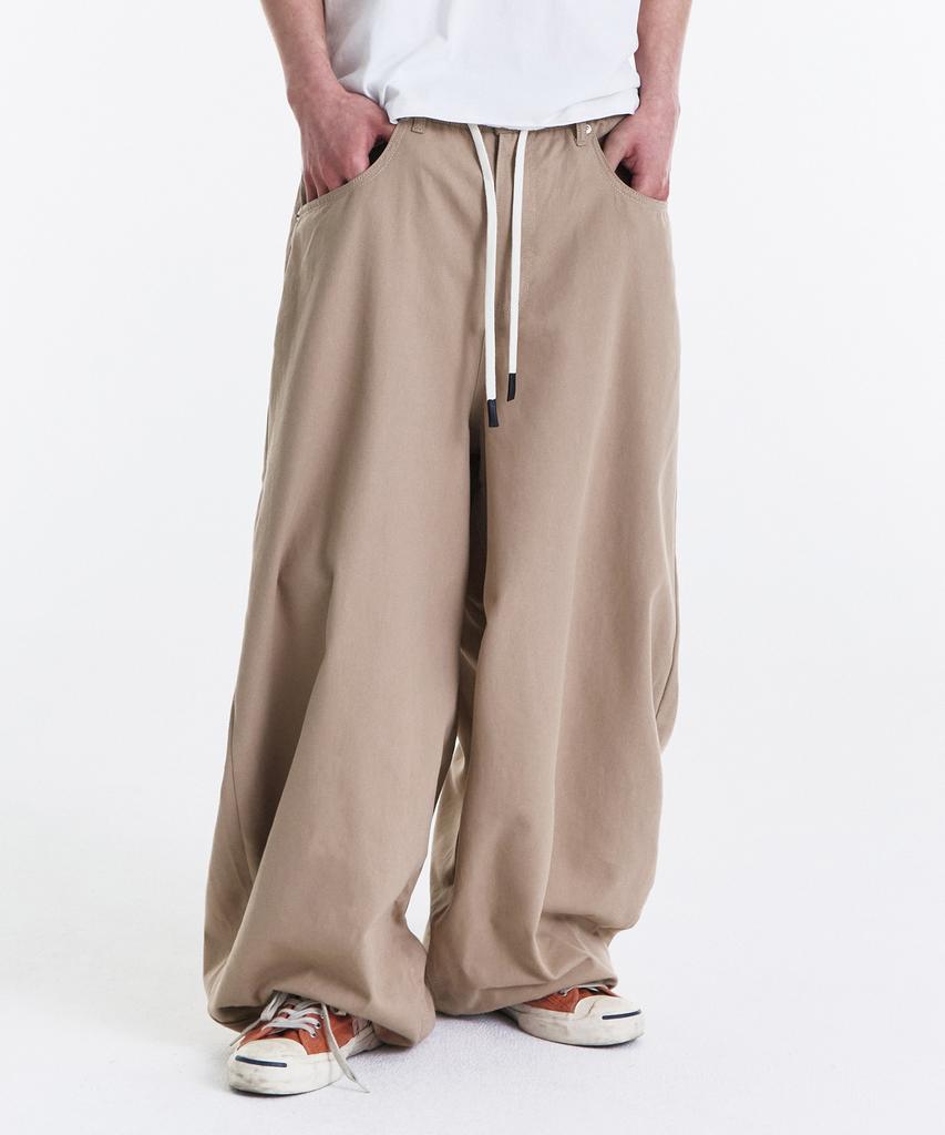 Gicheol Easy Or Easy Balloon Pants (Beige)