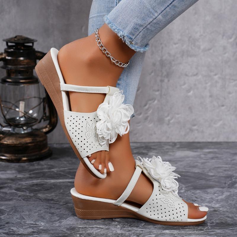 Fashion Womens Shoes Sale 2024open Toe Ladies Slippers Summer Flowers Breathable Solid Color Casual Beach Wedge Heel Large Size Slippers