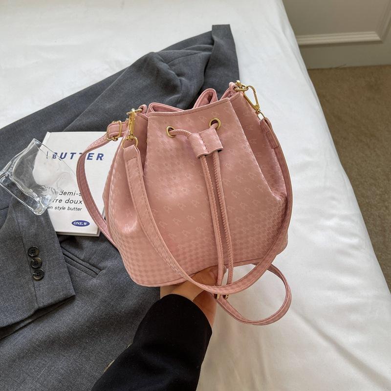 Solid Color Popular Bags In Summer New Fashion Trendy One-shoulder Simple Oblique Cross Casual Commuter Bucket Bag