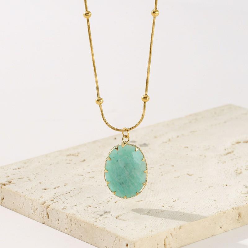 Womens Titanium Steel Pendant Necklace With Natural Stone 18K Gold Plated Geometric Oval Design Lightweight Luxury Chain 18K Gold Plated