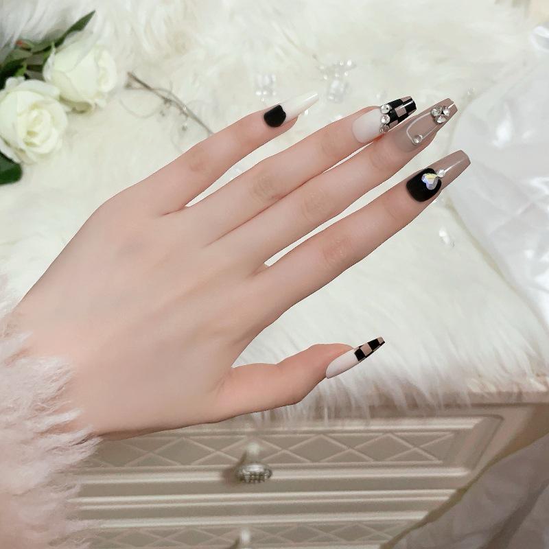 Luxurious Handmade Translucent Nail Tips for Autumn/Winter – Soft Texture, High-Class Feel